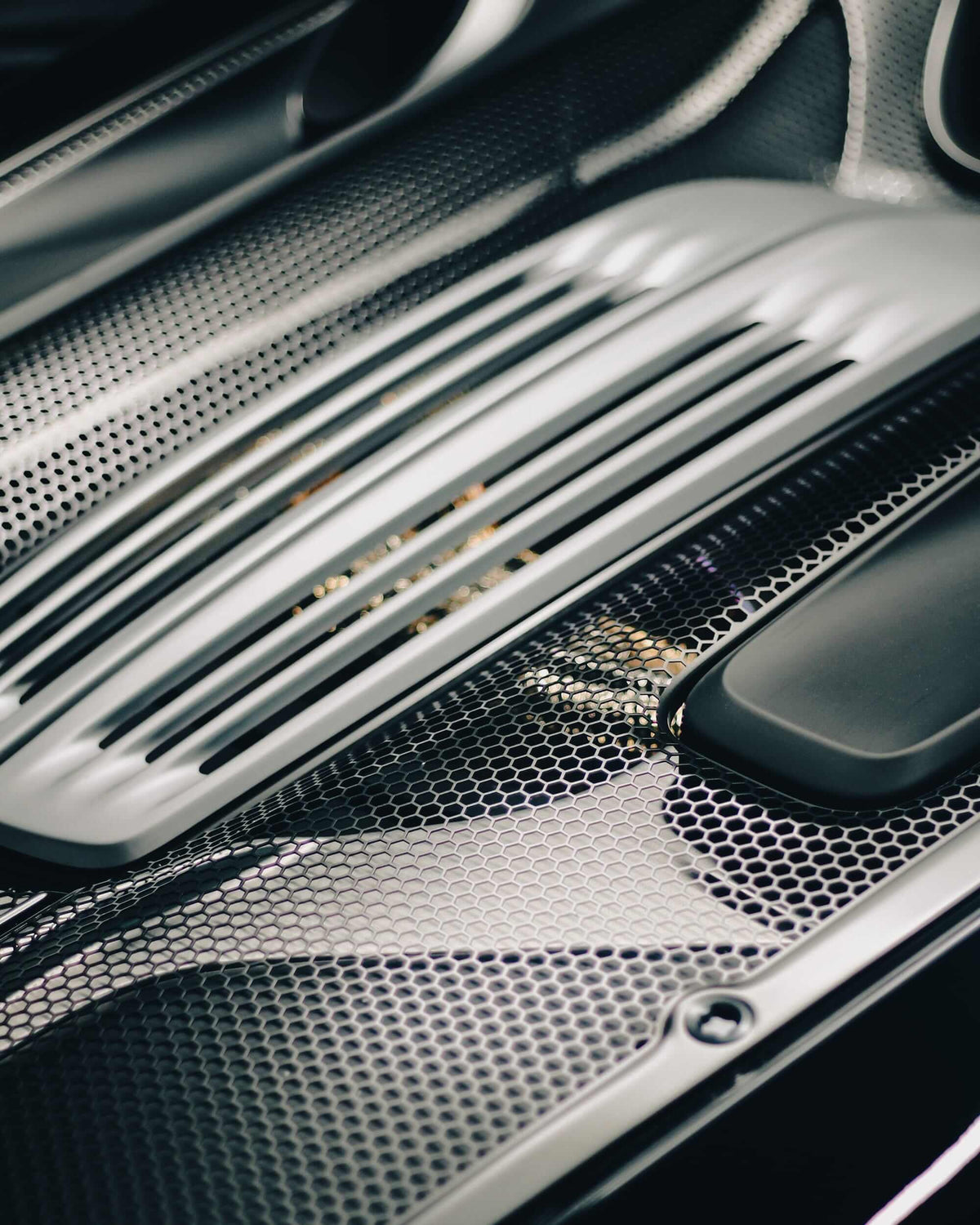 PORSCHE
